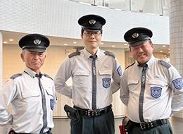 施設警備*40代～60代活躍*座り仕事6割*月半分休み*正社員*冷暖房完備*70歳再雇用*入社祝い金10万円