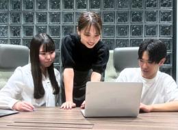 未経験歓迎｜動画クリエイター・動画編集/リモート可/月平均残業5h/年休120日以上