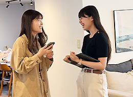 元コンビニ店員や元ペットトリマーなど、社員の前職は様々！